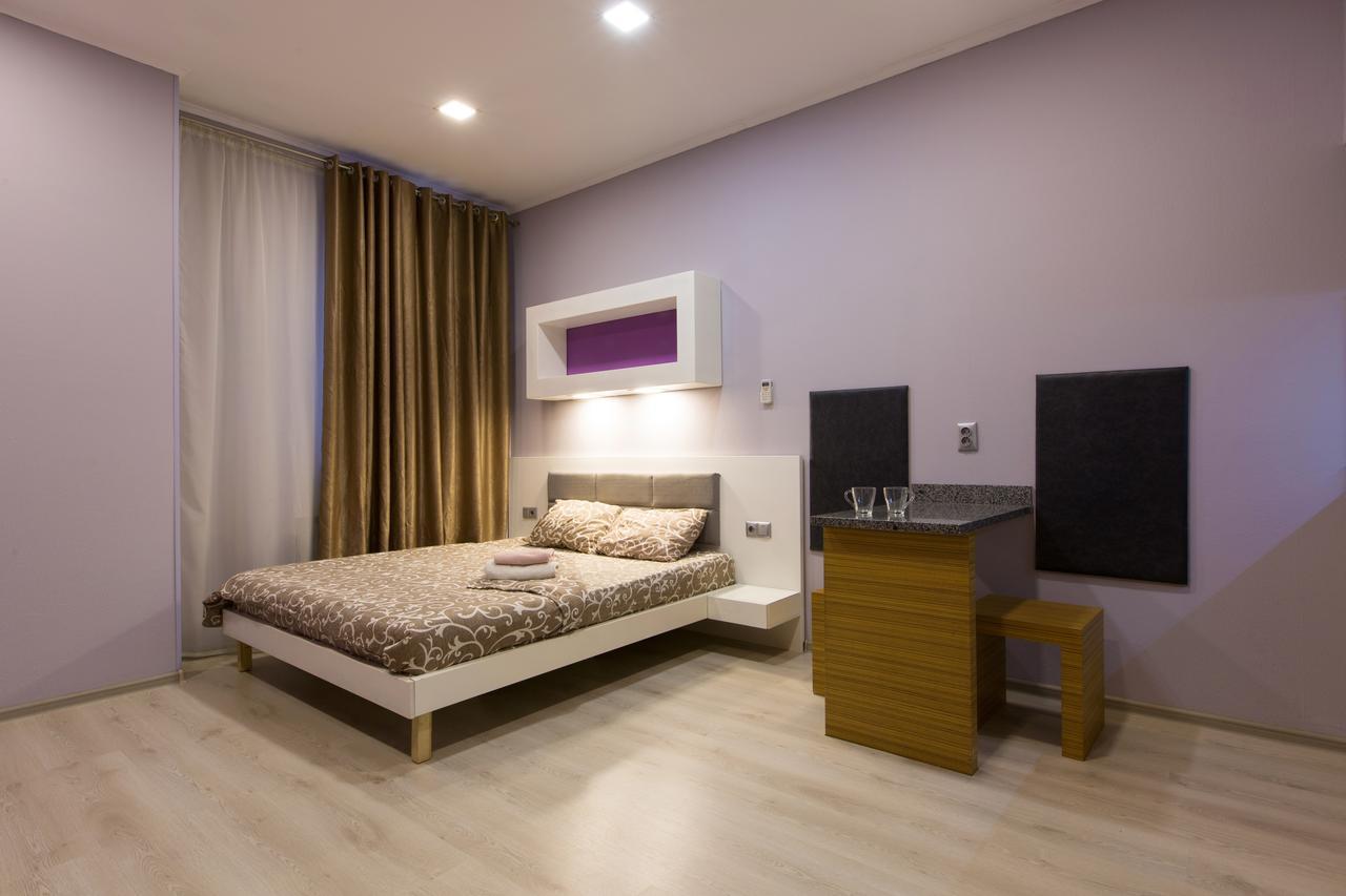 Pushkinskaya Apartments Kharkiv Exterior photo