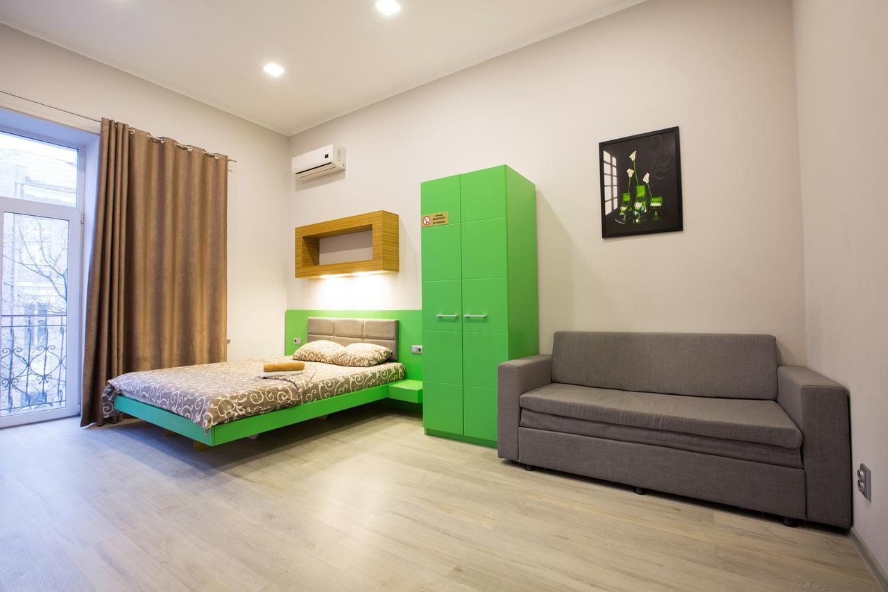 Pushkinskaya Apartments Kharkiv Exterior photo